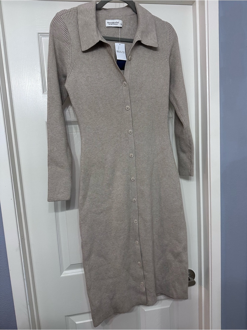 Abercrombie & Fitch Button Down Midi Sweater dress